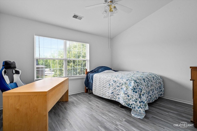 1517 Stoneridge Ct, Yorkville, IL 60560 - bedroom featuring wood finished floors, vaulted ceiling, an office area, and a ceiling fan