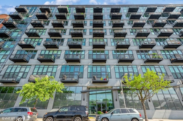 1224 W Van Buren Ave Unit 204, Chicago, IL 60607 - photo 1