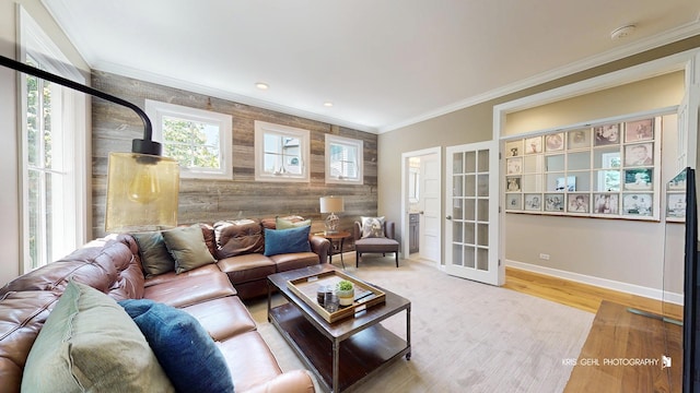 905 Burnham Ct, Aurora, IL 60502 - living area featuring light wood-style flooring, crown molding, and recessed lighting