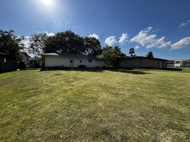 430 N 2nd St, Tonica, IL 61370 - view of grassy yard