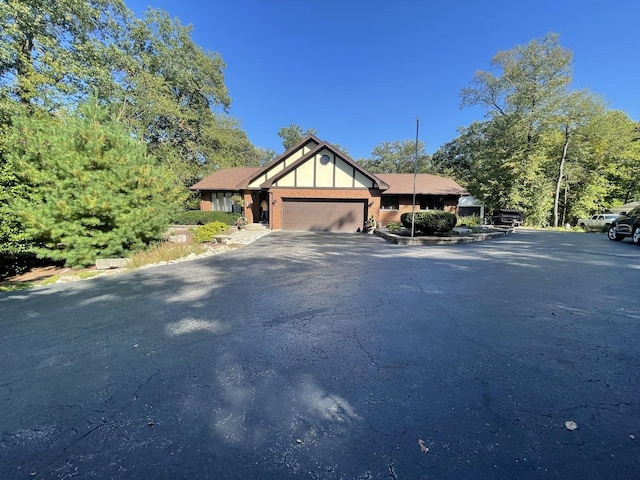 13745 S King Rd, Homer Glen, IL 60491 - view of front facade with a garage and driveway