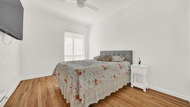 5150 S King Dr Unit A1, Chicago, IL 60615 - bedroom with light wood finished floors and a ceiling fan