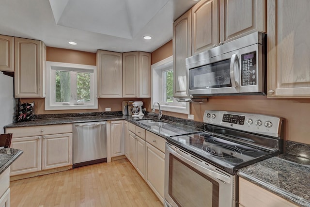 221 S Fair Ave, Elmhurst, IL 60126 - photo 10