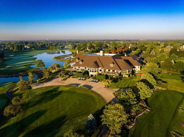 3942 Honeymoon Rdg, Lake In The Hills, IL 60156 - view of property location featuring a large body of water and a golf course