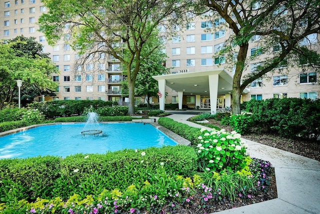 7033 N Kedzie Ave Unit 1706, Chicago, IL 60645 - view of pool