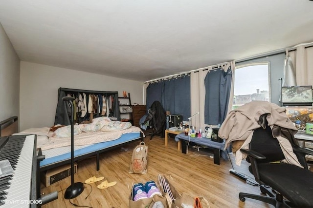 1400 E 55th Pl Unit 304S, Chicago, IL 60637 - bedroom with wood finished floors