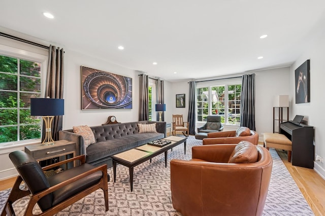 624 Laurel Ave, Wilmette, IL 60091 - living area featuring light wood-style floors and recessed lighting
