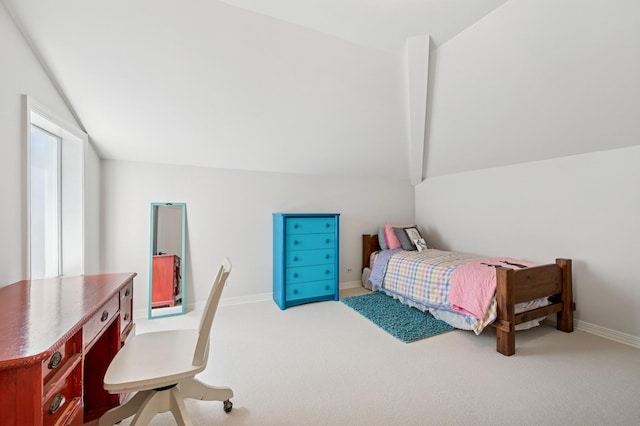 624 Laurel Ave, Wilmette, IL 60091 - carpeted bedroom with baseboards