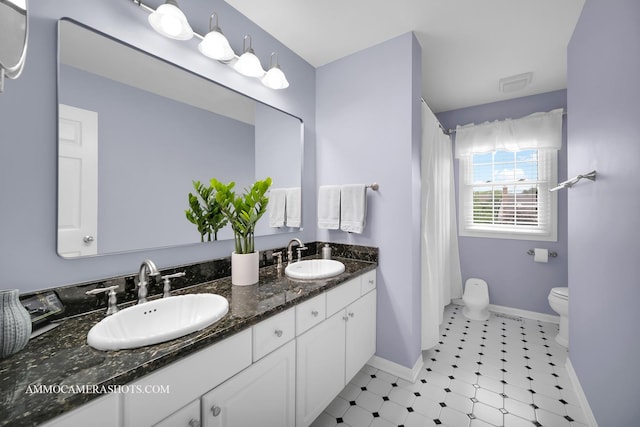 4 Dryden Ct, Algonquin, IL 60102 - full bath with double vanity and curtained shower