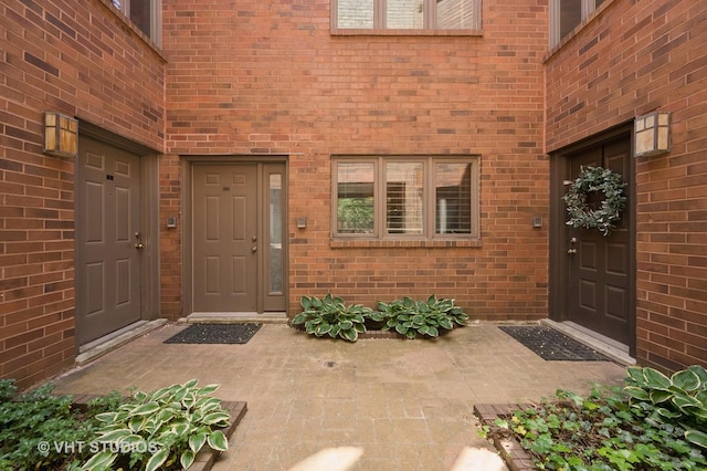 1904 N Mohawk St Unit 26, Chicago, IL 60614 - doorway to property with brick siding