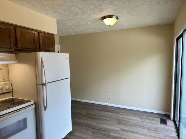 706 Golfcrest Rd N Unit 3, Normal, IL 61761 - photo 7