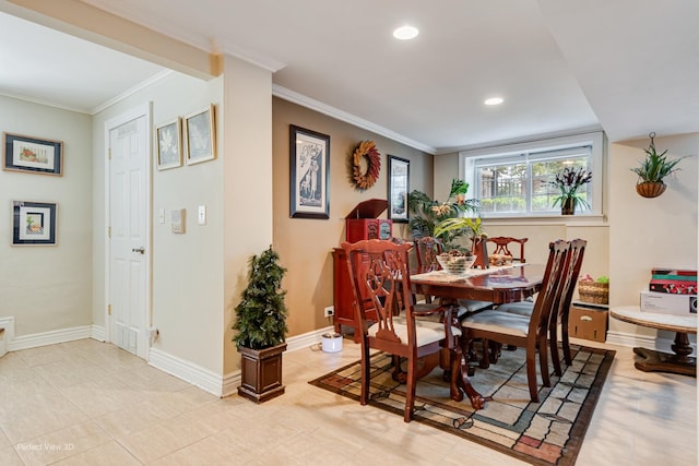 7612 N Rogers Ave Unit G, Chicago, IL 60626 - dining space featuring crown molding and recessed lighting