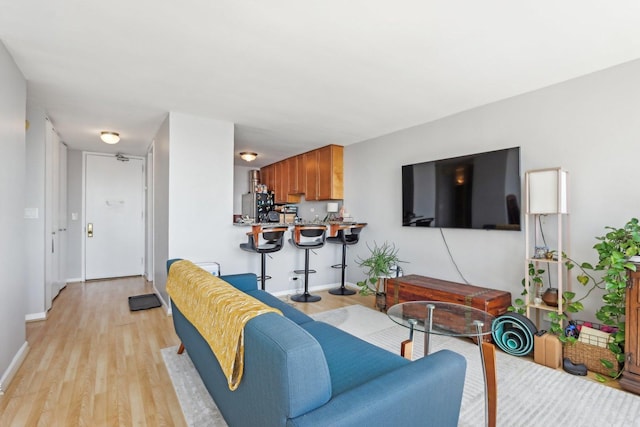 655 W Irving Park Rd Unit 2805, Chicago, IL 60613 - living area with light wood finished floors and baseboards
