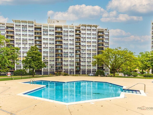 8801 W Golf Rd Unit 6J, Niles, IL 60714 - photo 30
