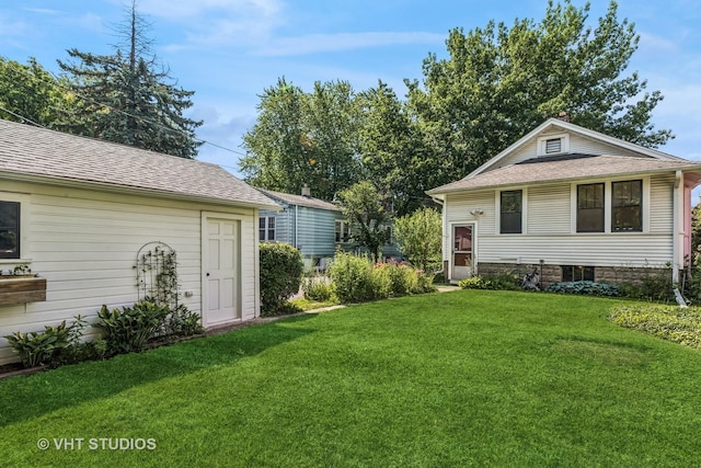 1620 Hyde Park Ave, Waukegan, IL 60085 - view of green lawn