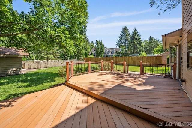 504 Fellows St, Saint Charles, IL 60174 - deck with a fenced backyard