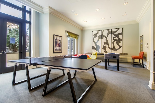 2550 N Lakeview Ave Unit N204, Chicago, IL 60614 - playroom with carpet floors, recessed lighting, and ornamental molding