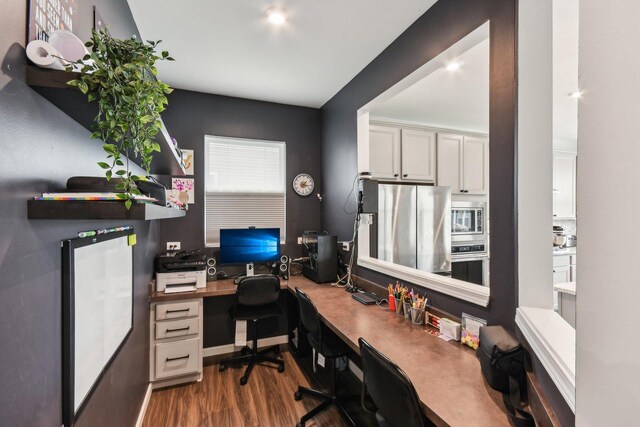 3620 Ambrosia Dr, Naperville, IL 60564 - office space with wood finished floors and built in study area