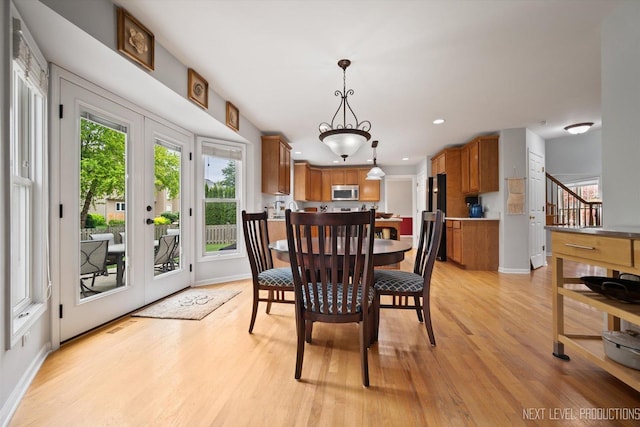 529 Hammer Ln, North Aurora, IL 60542 - dining area featuring light wood-style flooring, stairway, and recessed lighting