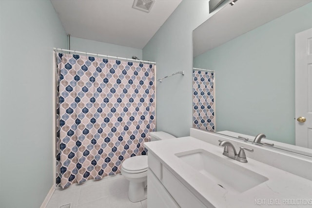 529 Hammer Ln, North Aurora, IL 60542 - full bath with vanity, tile patterned flooring, and a shower with shower curtain
