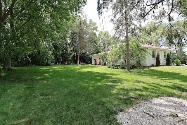 1601 Bolling Ave, Johnsburg, IL 60051 - view of green lawn