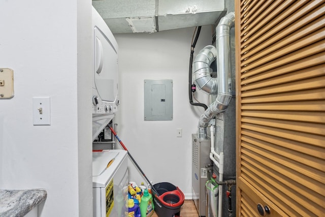 671 Hapsfield Ln Unit 105, Buffalo Grove, IL 60089 - utilities with electric panel and estacked washer and dryer