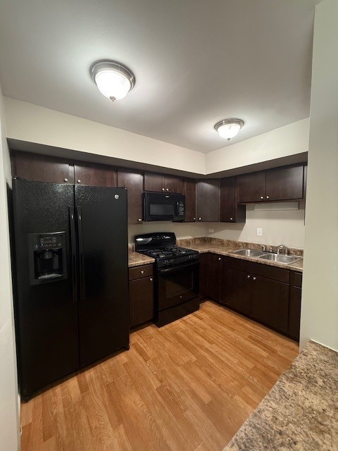 458 Seneca Ln, Bolingbrook, IL 60440 - photo 5
