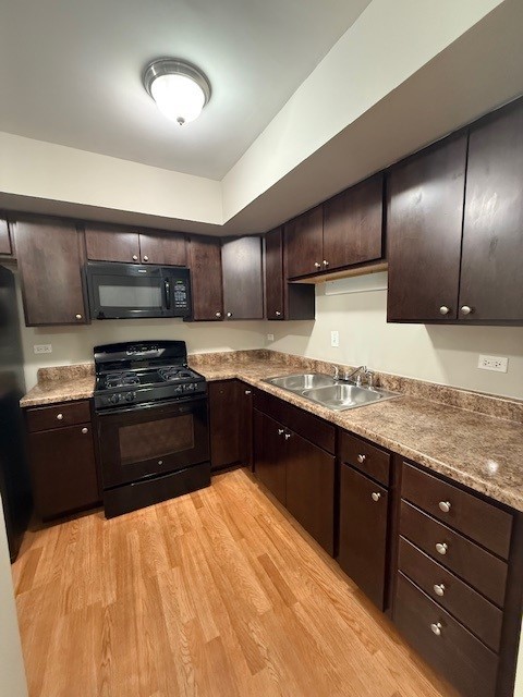 458 Seneca Ln, Bolingbrook, IL 60440 - photo 6