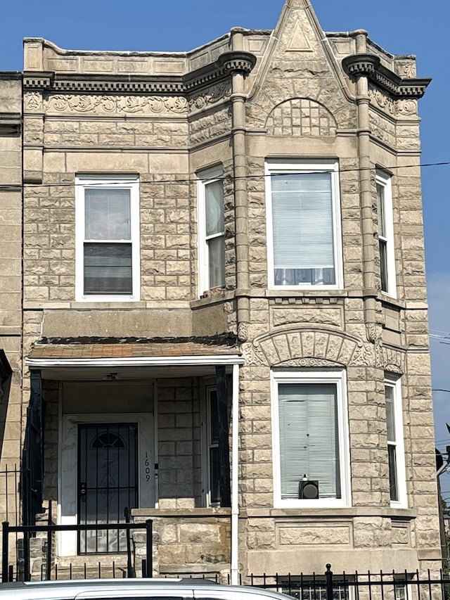 1609 S Sawyer Ave, Chicago, IL 60623 - photo 1