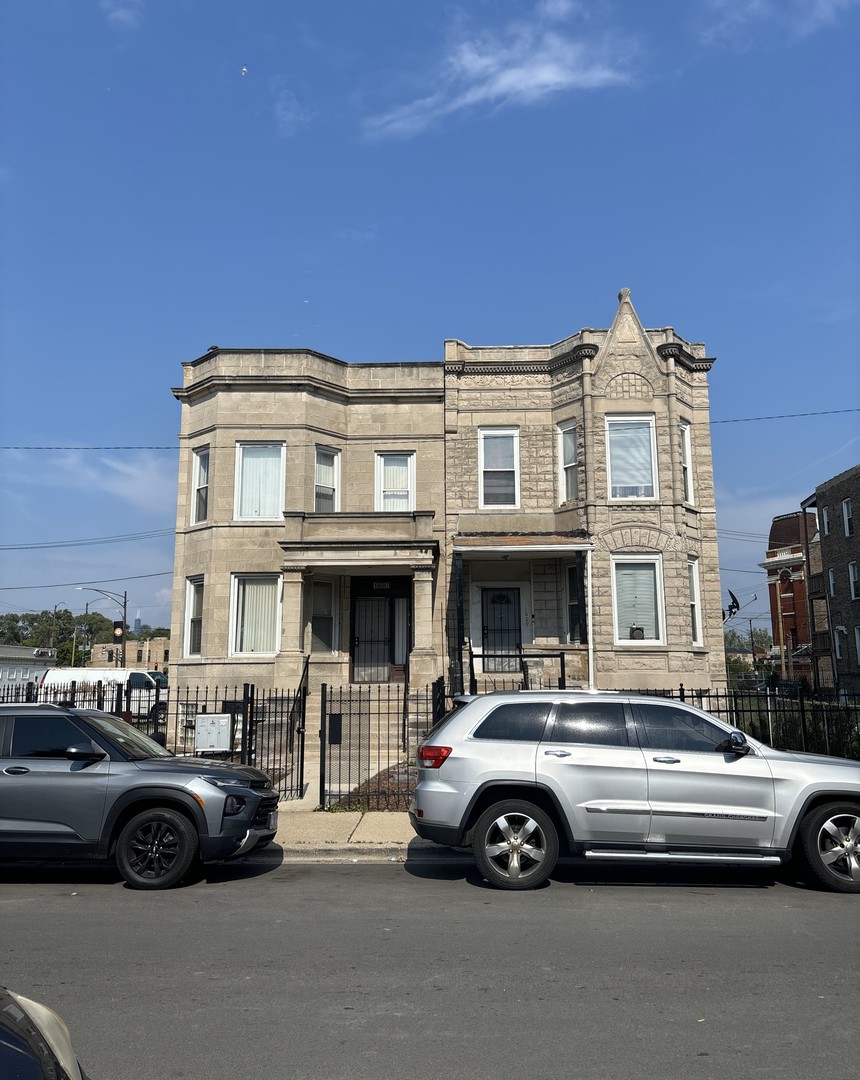 1609 S Sawyer Ave, Chicago, IL 60623 - photo 2