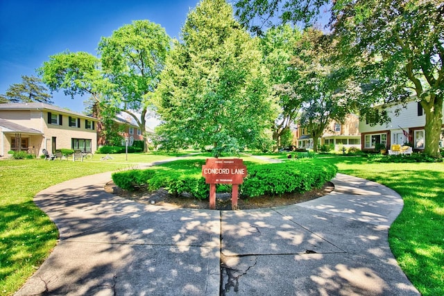 4454 Concord Ln, Skokie, IL 60076 - photo 1