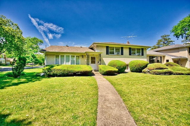 4454 Concord Ln, Skokie, IL 60076 - photo 2