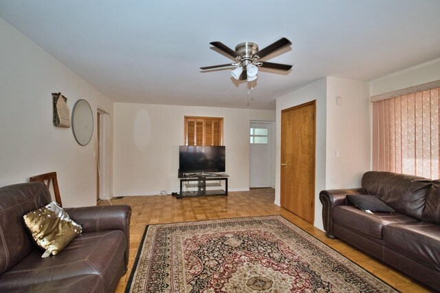 4454 Concord Ln, Skokie, IL 60076 - photo 18