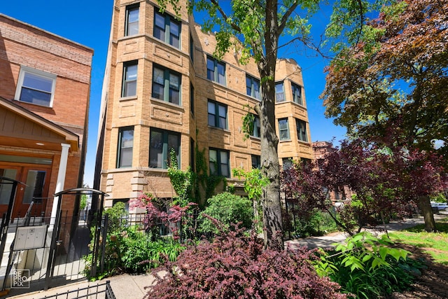 2636 N Fairfield Ave Unit 2N, Chicago, IL 60647 - view of property