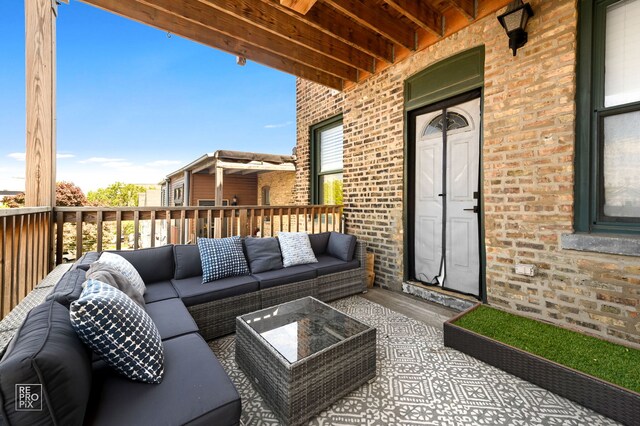 2636 N Fairfield Ave Unit 2N, Chicago, IL 60647 - balcony featuring an outdoor hangout area