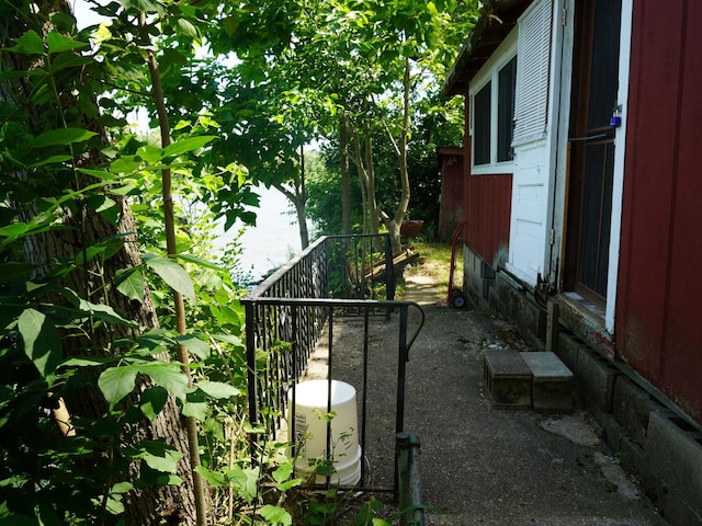 7084 N River Rd, Byron, IL 61010 - view of yard