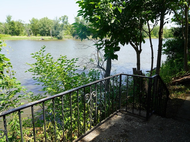 7084 N River Rd, Byron, IL 61010 - water view