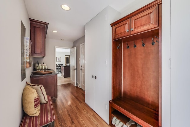 411 Anjou Dr, Northbrook, IL 60062 - photo 15