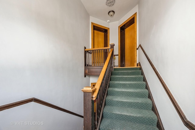 745 S Independence Blvd Unit 3N, Chicago, IL 60624 - staircase with carpet flooring