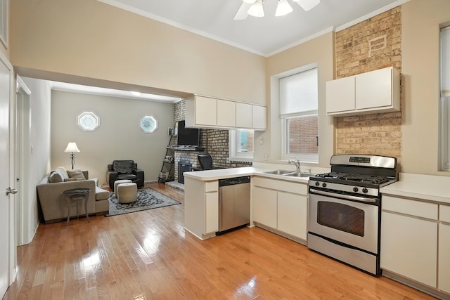 1431 W Cuyler Ave Unit 1S, Chicago, IL 60613 - photo 8