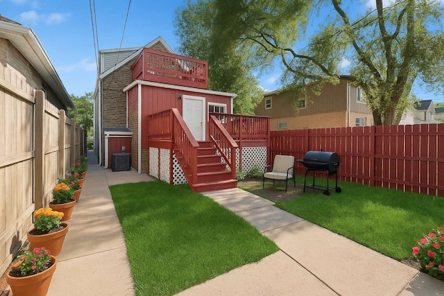 642 E 90th St, Chicago, IL 60619 - fenced backyard with a deck