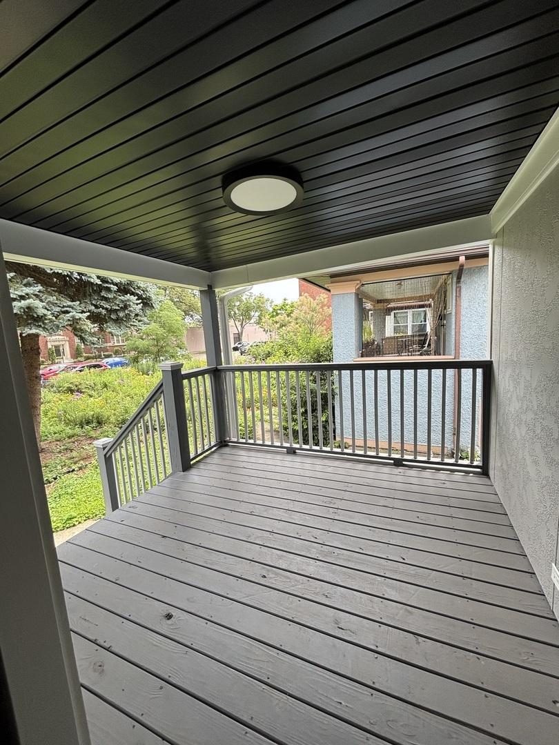139 N Humphrey Ave, Oak Park, IL 60302 - view of stairs