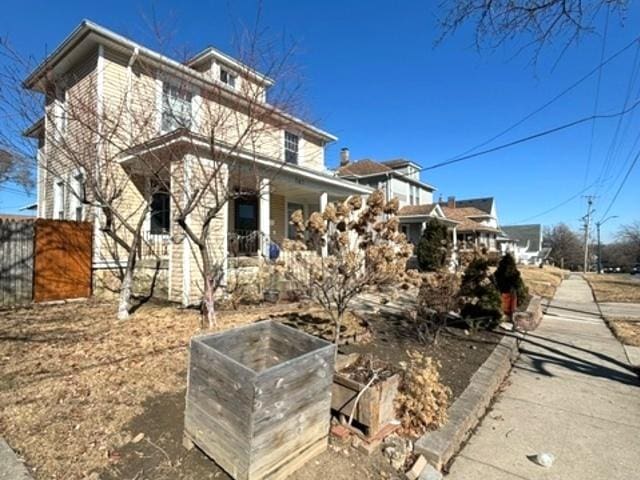 707 Mcdonough St, Joliet, IL 60436 - photo 2
