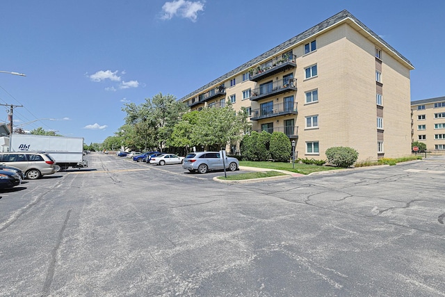 8610 Waukegan Rd Unit 506W, Morton Grove, IL 60053 - photo 2