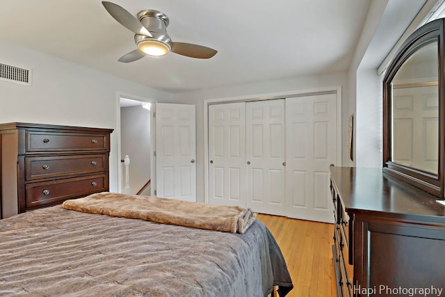 336 Eastern Ave, Barrington, IL 60010 - bedroom featuring light wood-type flooring, a closet, and ceiling fan