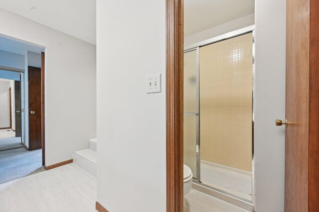397 Briarwood Ct, Gurnee, IL 60031 - full bathroom with a shower stall