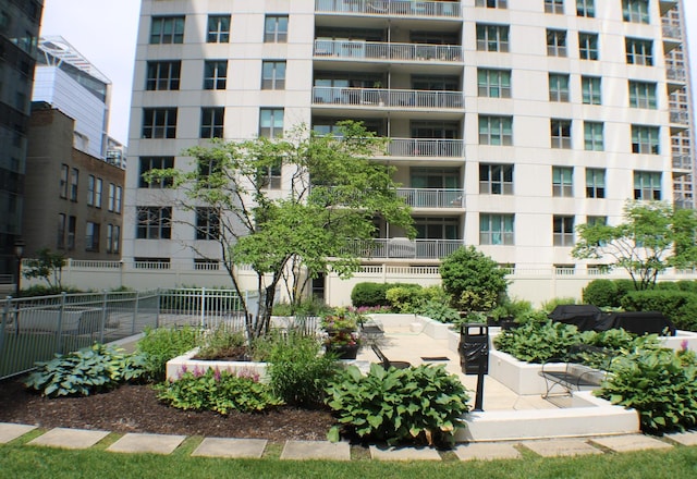 125 S Jefferson St Unit 1207, Chicago, IL 60661 - view of apartment building / complex