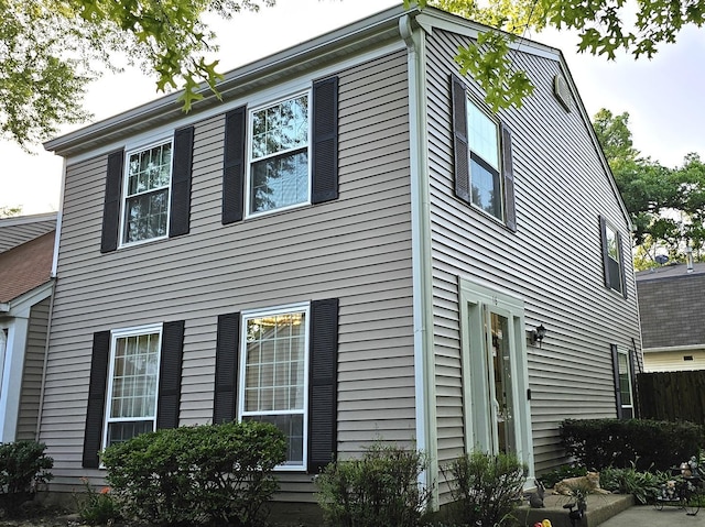 16 Forest Ln, Cary, IL 60013 - view of home's exterior