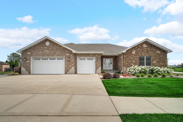 1096 Windfield Dr, Manteno, IL 60950 - photo 1