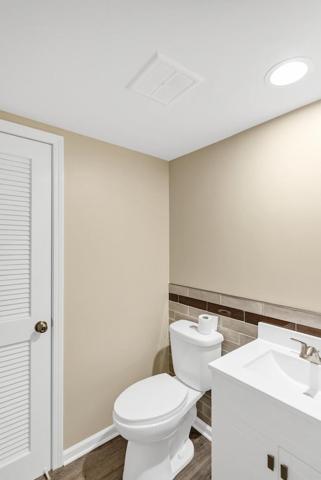 22 Red Oak Trl, Cary, IL 60013 - photo 14